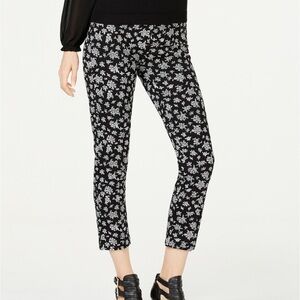 MICHAEL Michael Kors Black & White Floral Cropped Pants | Women’s Size L